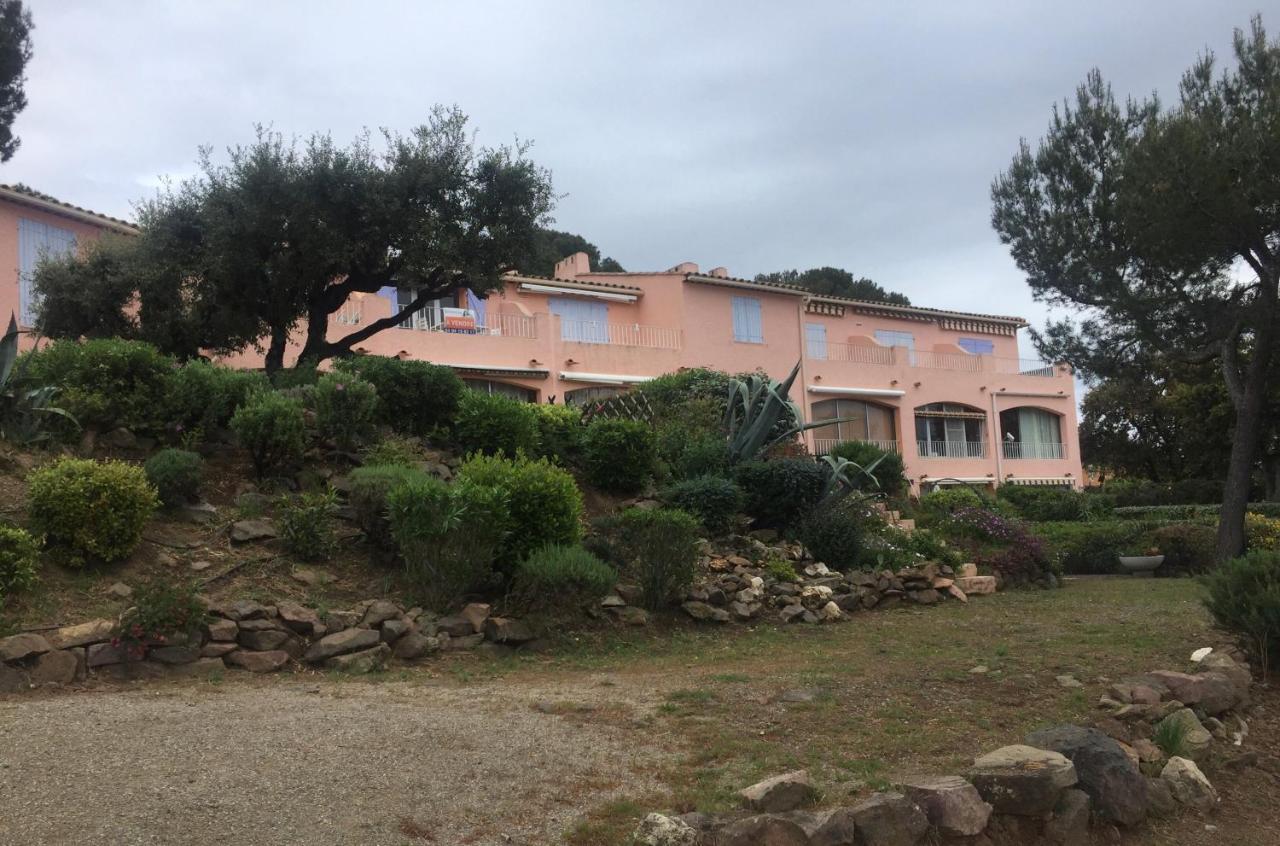 شقة Boulouris Panorama Vue Mer Saint-Raphaël المظهر الخارجي الصورة